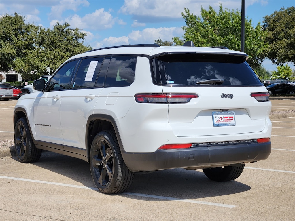 Used 2024 Jeep Grand Cherokee L Laredo SUV