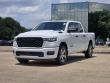 2026 Ram 1500 EXPRESS CREW CAB 4X2 5'7 BOX Pickup