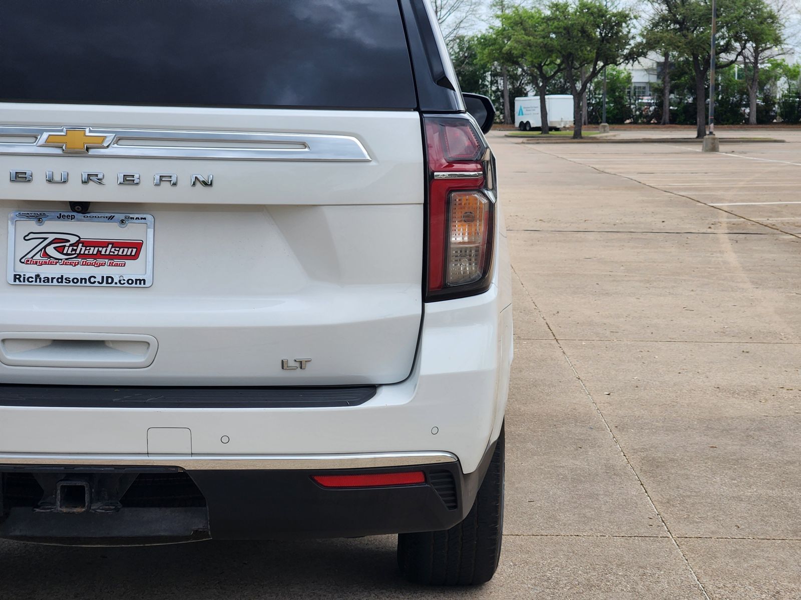 Used 2022 Summit White Chevrolet LT image 9