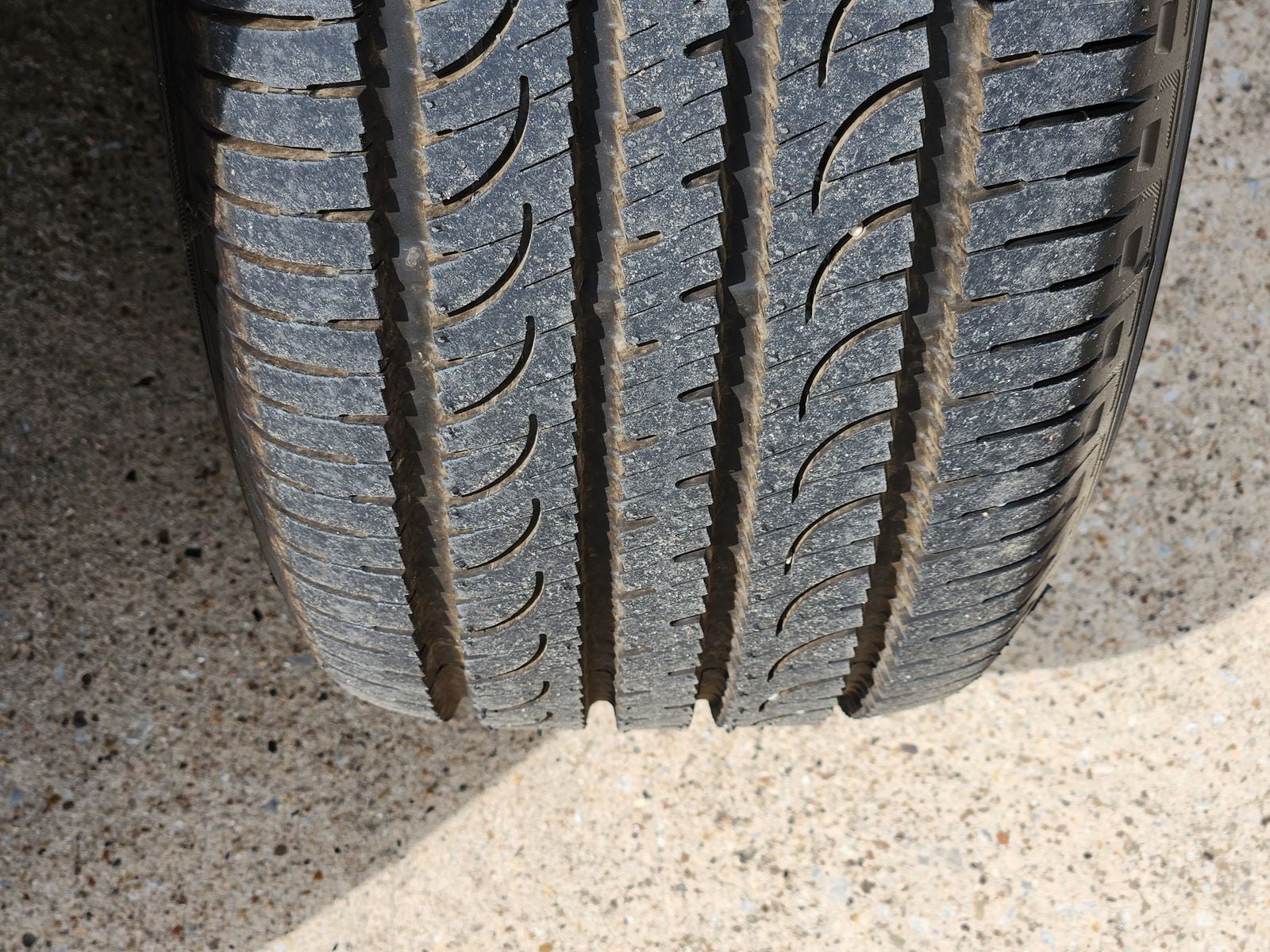 New 2026 Hydro Blue Pearlcoat Jeep LATITUDE ALTITUDE 4X4 image 21