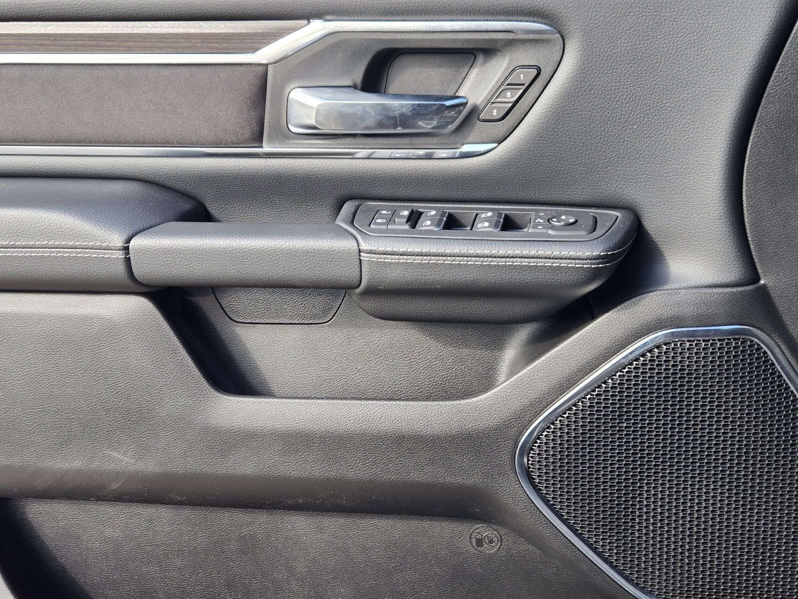 New 2026 Diamond Black Crystal Pearlcoat Ram LARAMIE CREW CAB 4X4 5