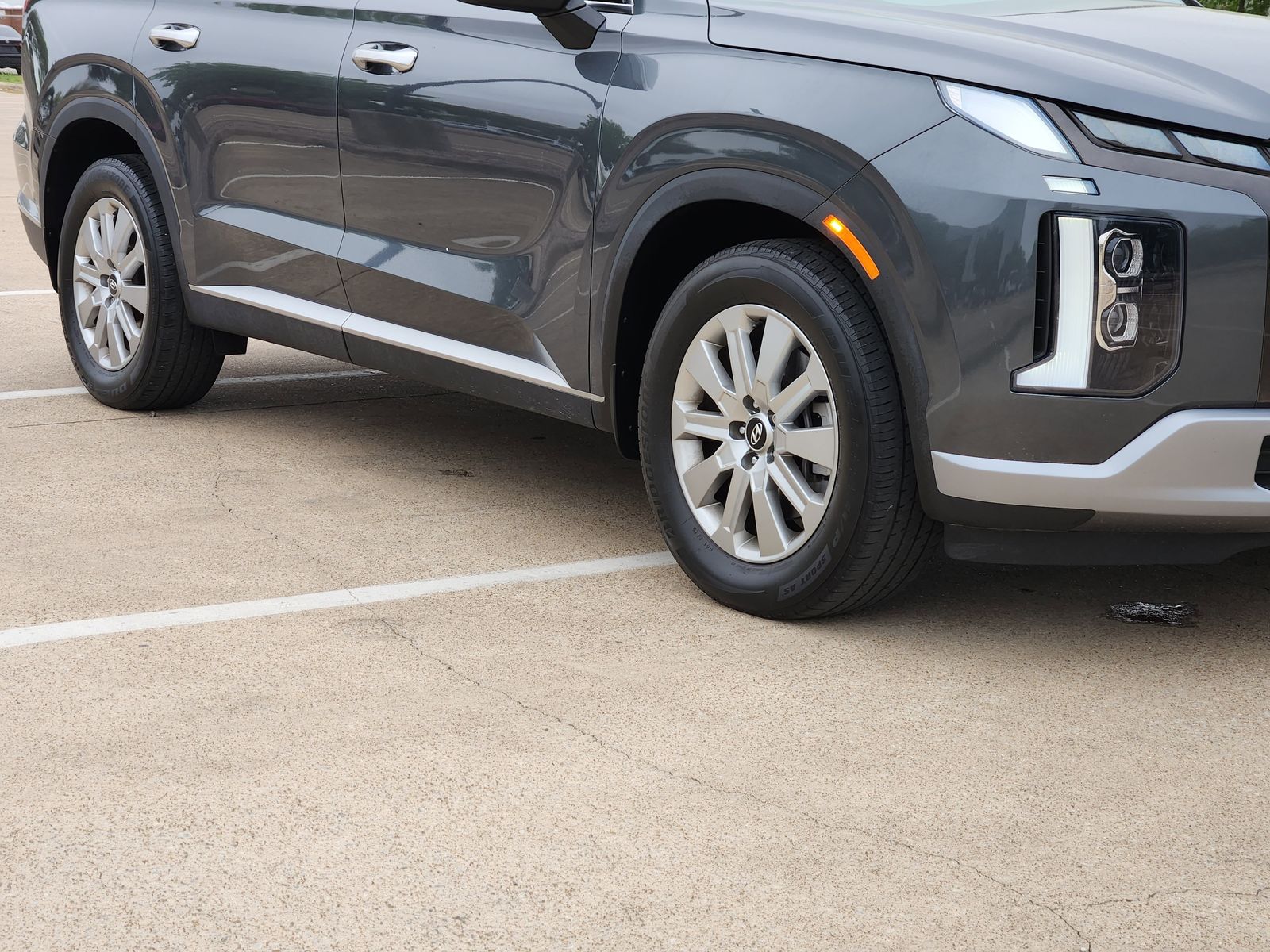 Used 2023 Steel Graphite Hyundai SEL image 11