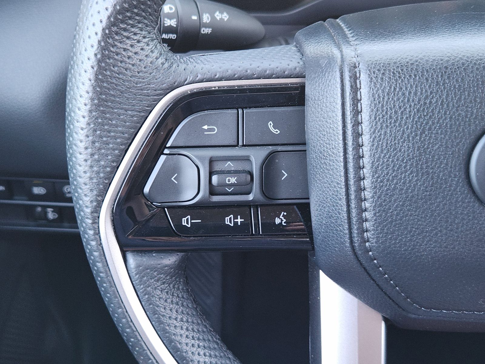 Used 2024 Lunar Rock Toyota Limited image 38