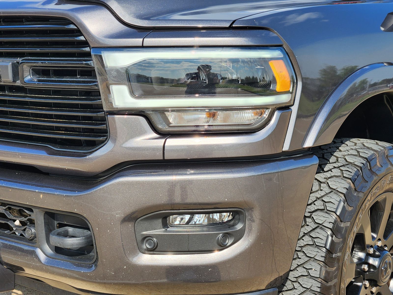 Used 2022 Granite Crystal Ram Laramie image 10