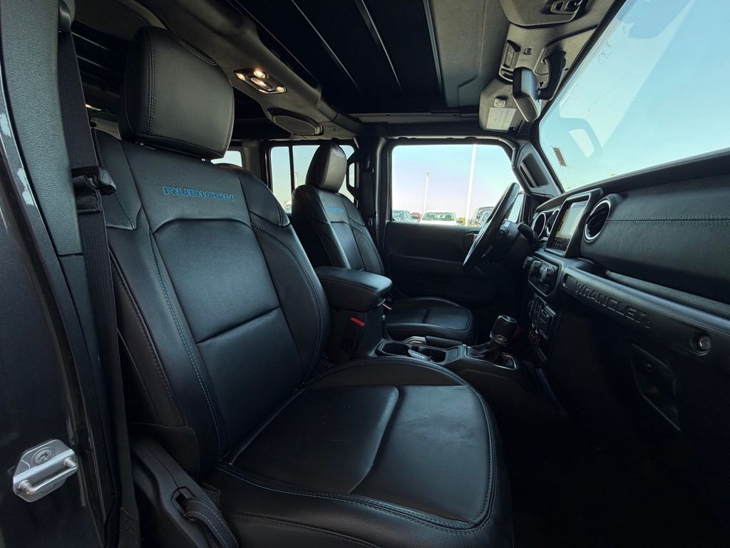 Used 2022 Granite Crystal Jeep Rubicon image 23