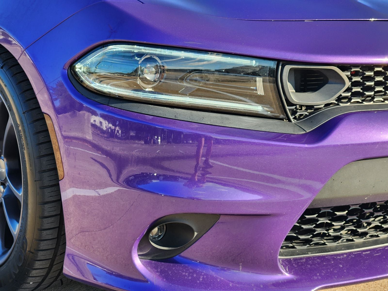 Used 2023 Plum Crazy Pearlcoat Dodge Scat Pack image 9