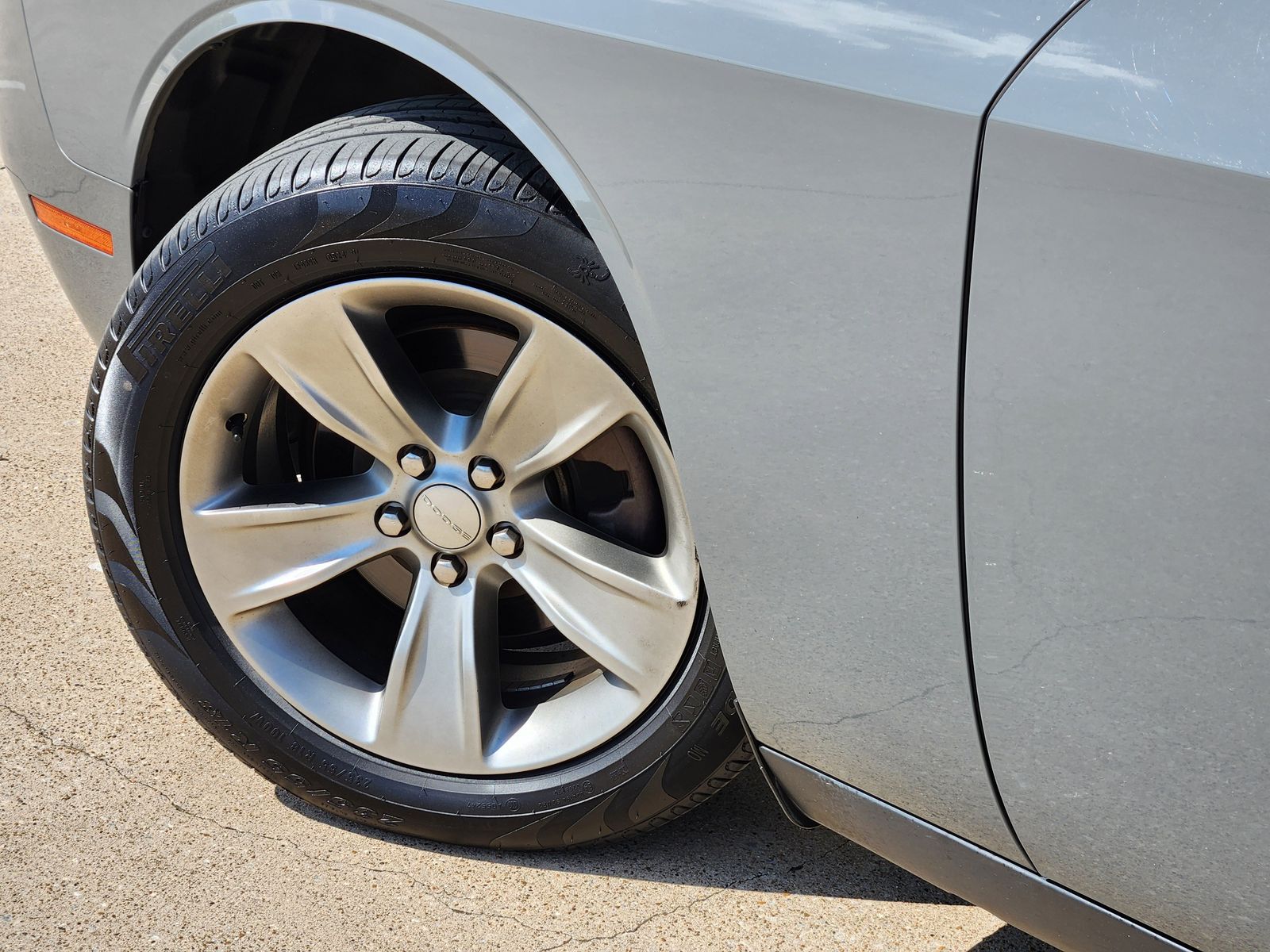 Used 2019 Destroyer Gray Clearcoat Dodge SXT image 9