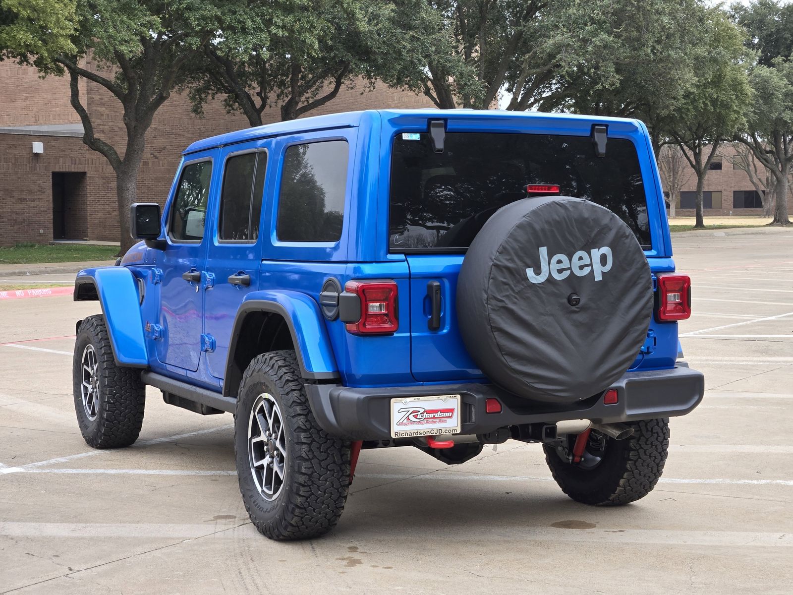New 2026 Hydro Blue Pearlcoat Jeep 4-DOOR RUBICON image 4