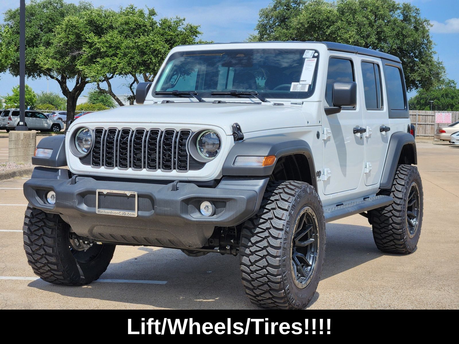 New 2026 Bright White Jeep 4-DOOR SPORT S image 2