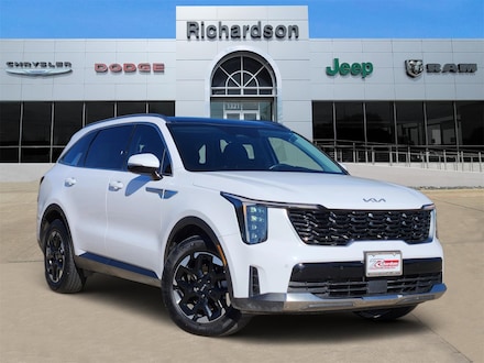 2025 Kia Sorento S SUV