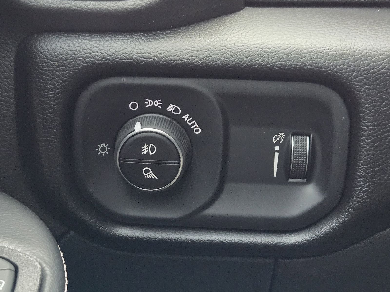 New 2026 Molten Red Pearlcoat Ram BIG HORN CREW CAB 4X4 6