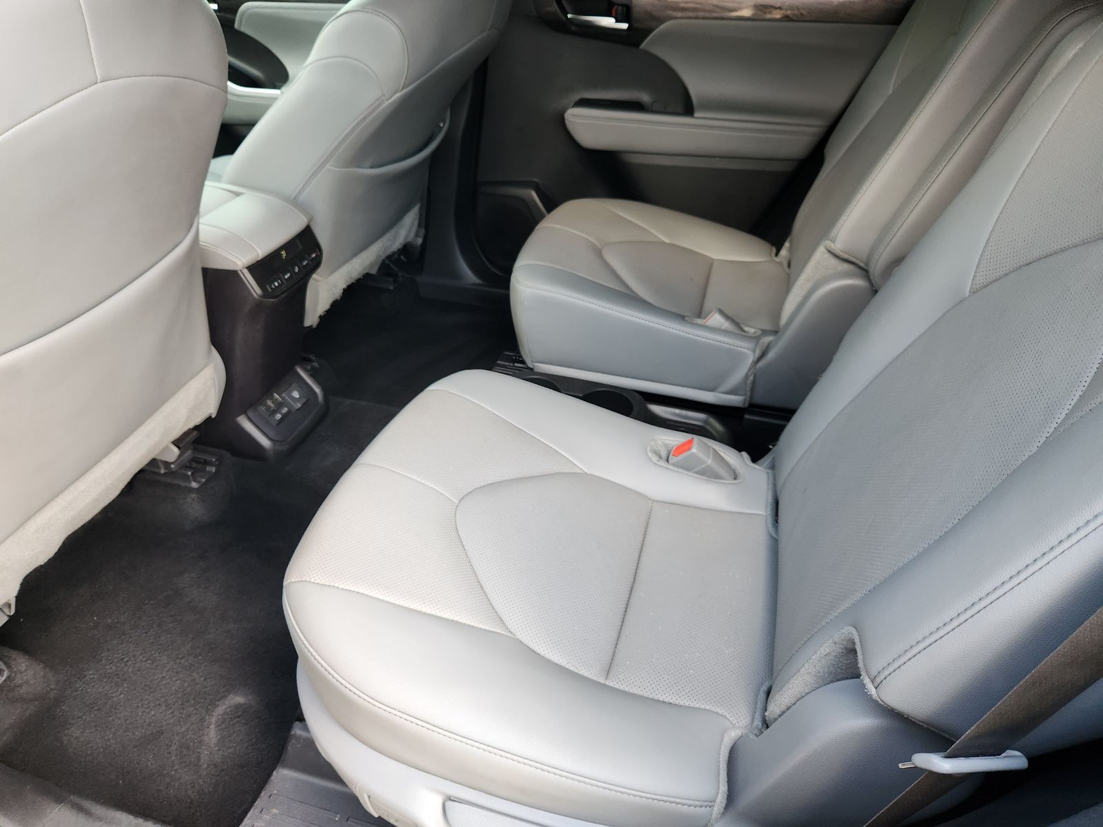Used 2025 Cypress Toyota Limited image 40