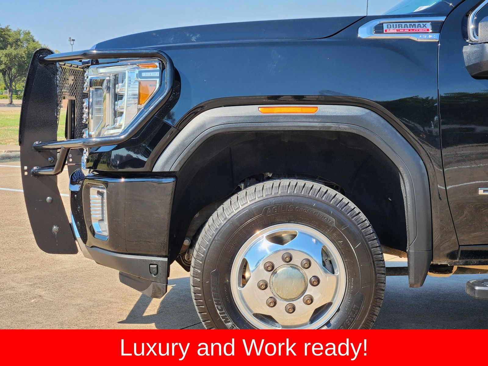 Used 2022 Onyx Black GMC Denali image 8