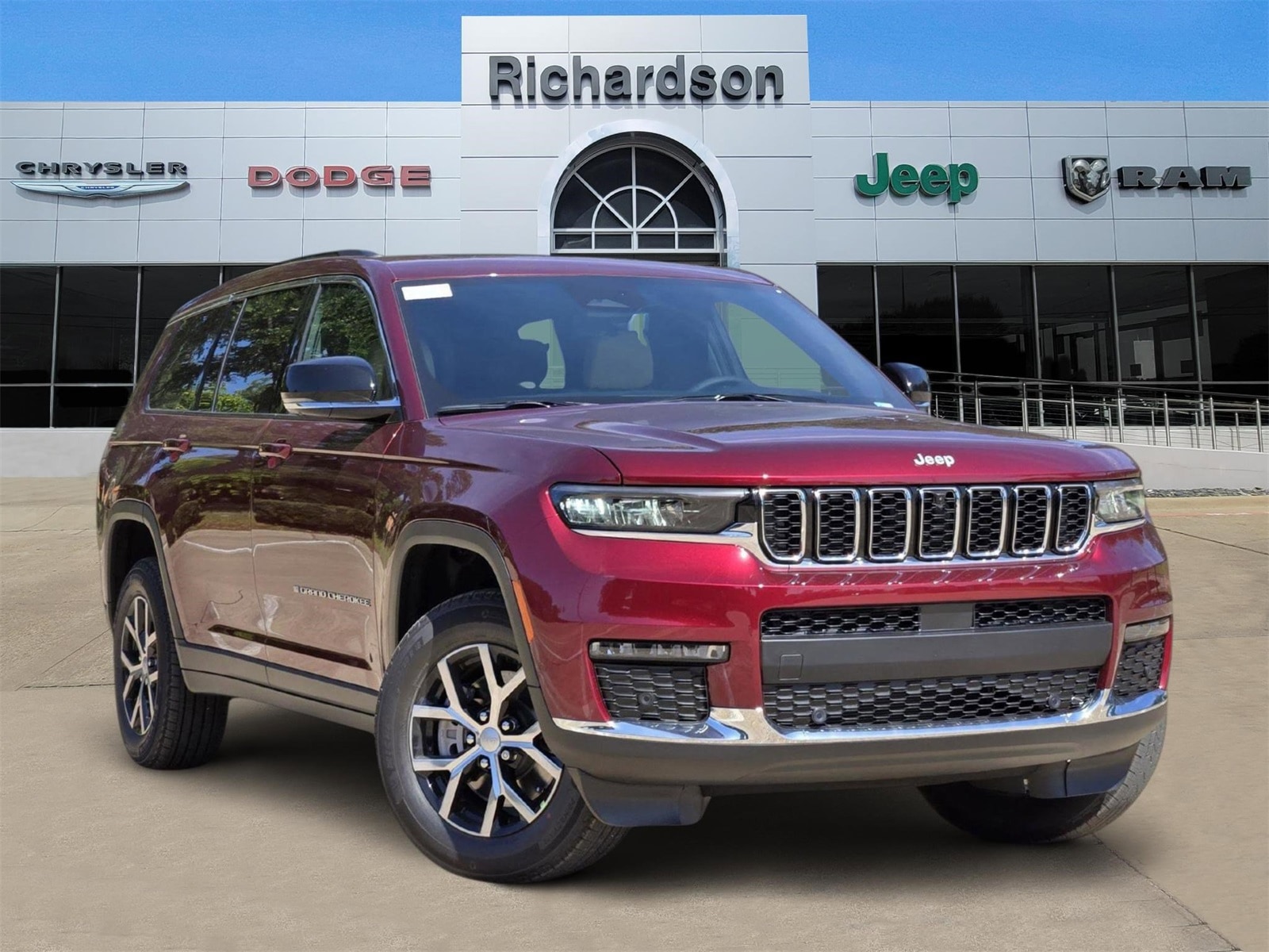 2025 Jeep Grand Cherokee L Limited's photo