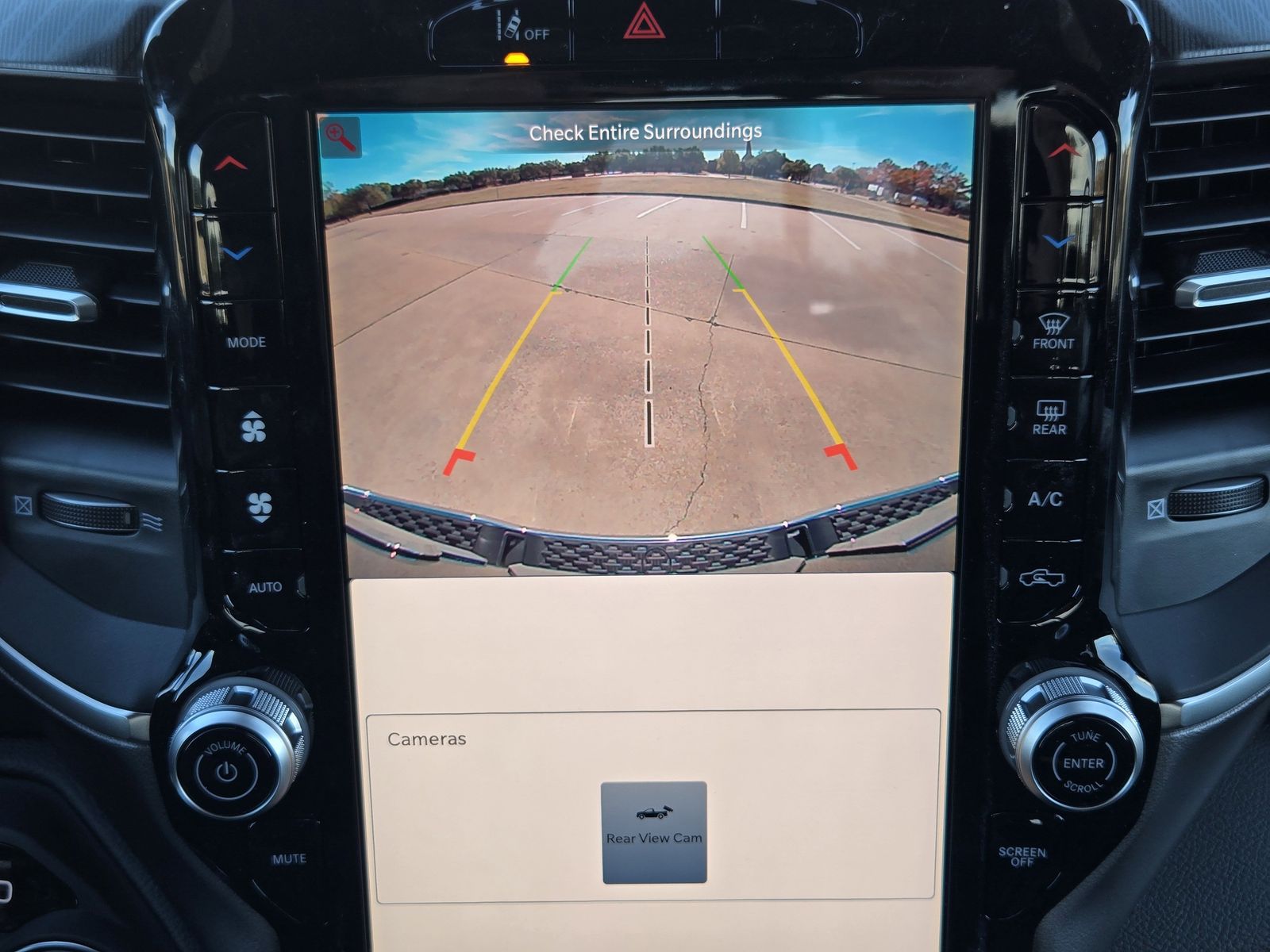 New 2026 Diamond Black Crystal Pearlcoat Ram LONE STAR CREW CAB 4X4 5