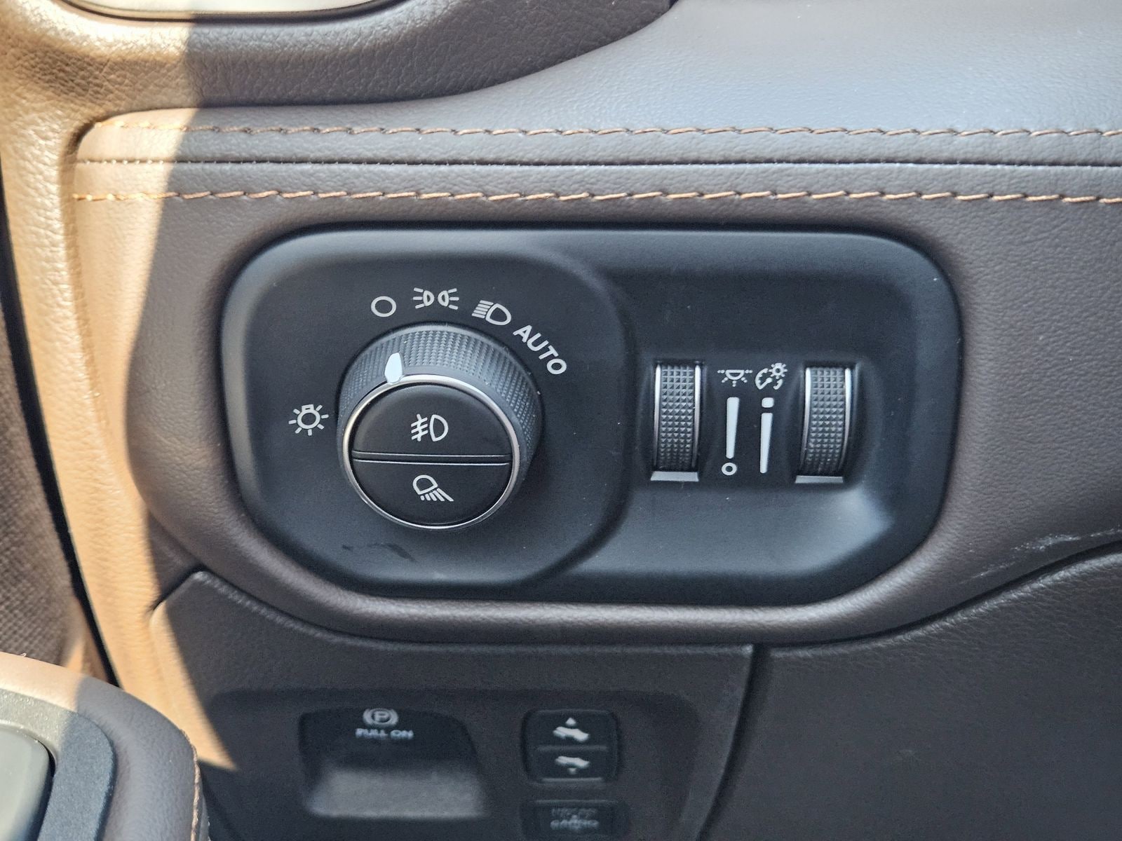 New 2026 Ivory White Tri-Coat Pearlcoat Ram LIMITED LONGHORN CREW CAB 4X4 5