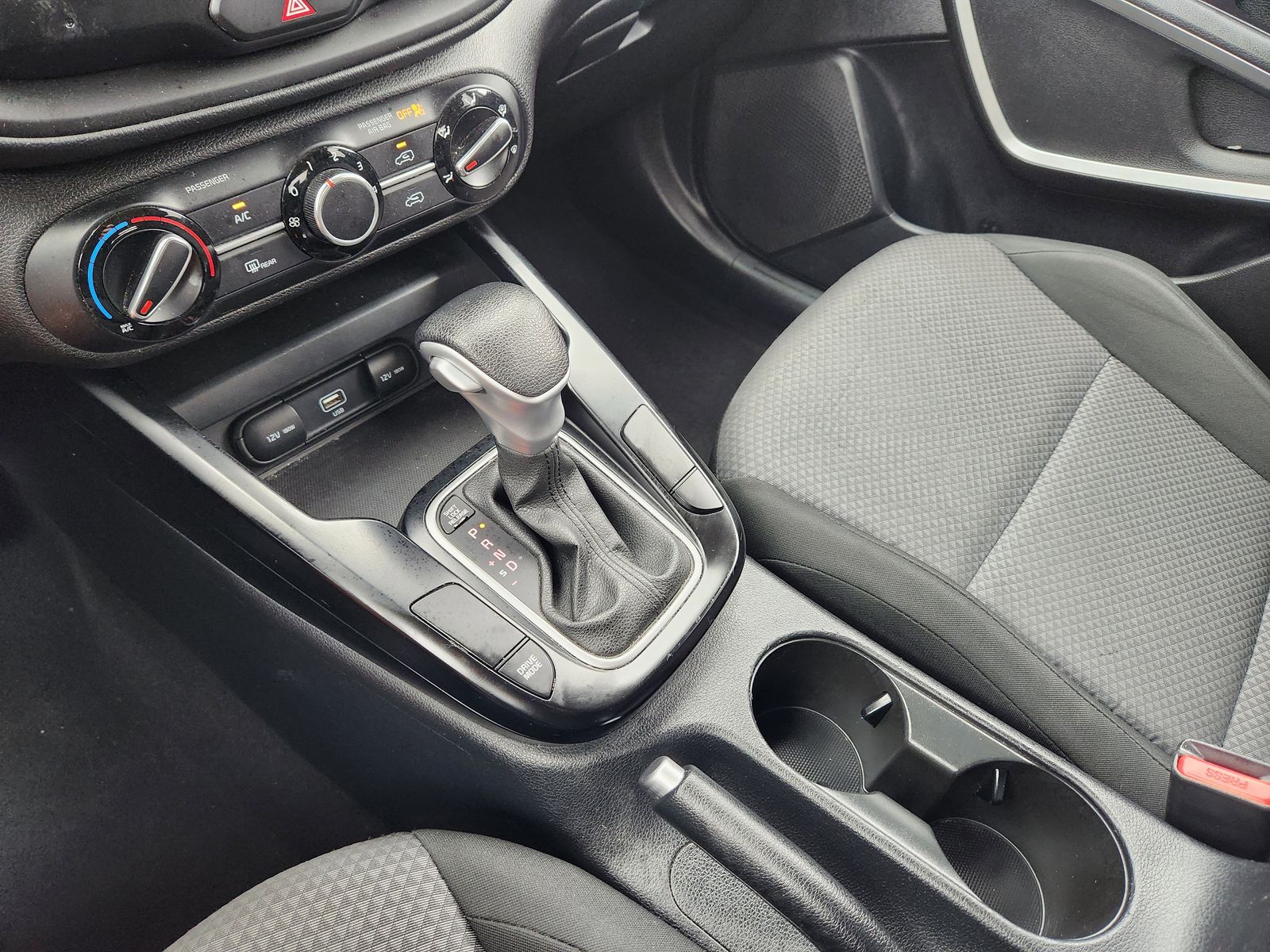 Used 2022 Gravity Gray Kia LX image 29