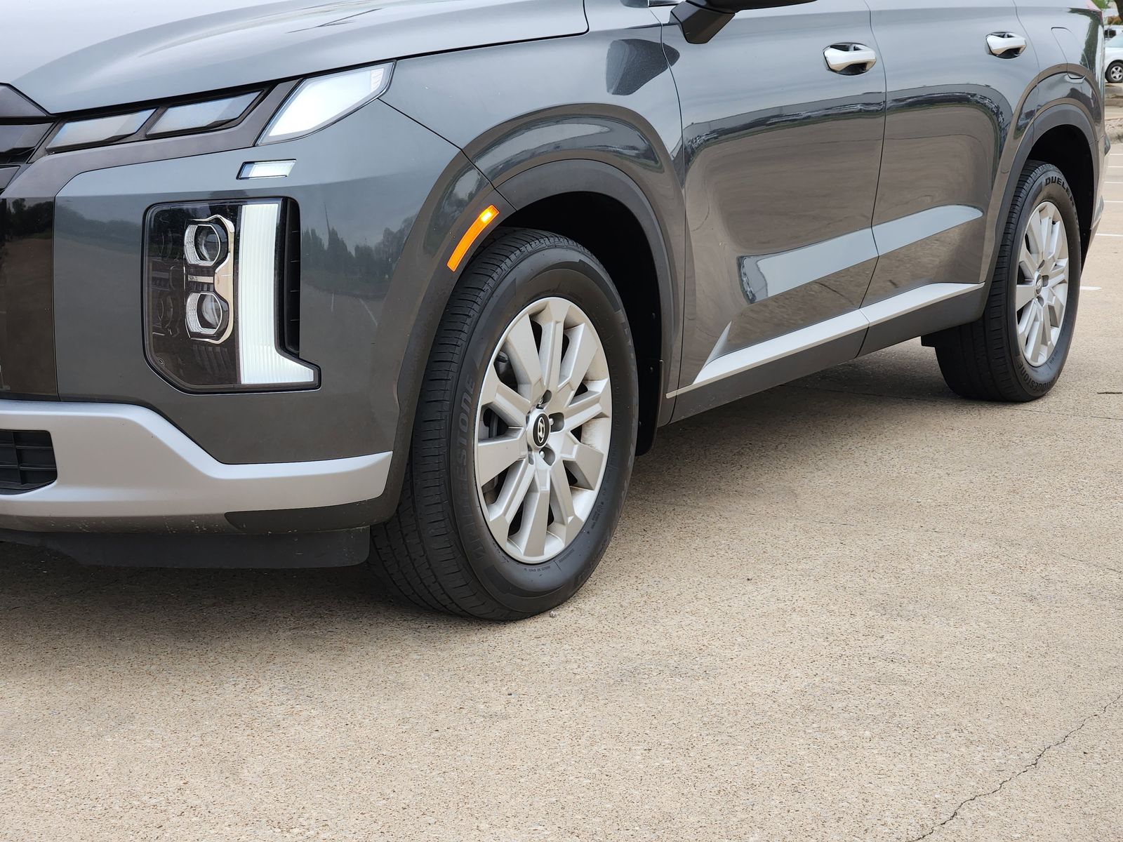 Used 2023 Steel Graphite Hyundai SEL image 12