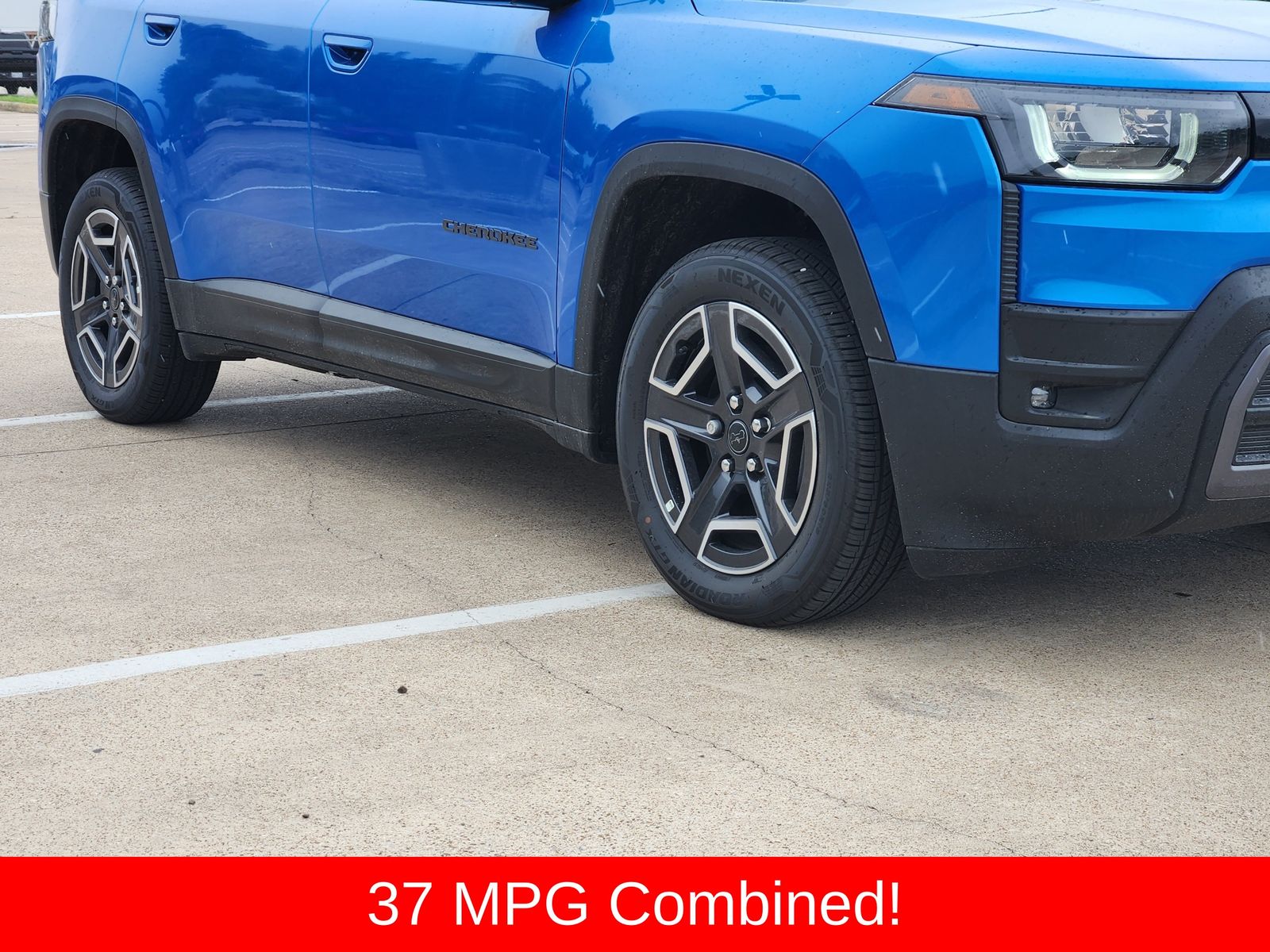 New 2026 Hydro Blue Pearlcoat Jeep LAREDO 4X4 image 11