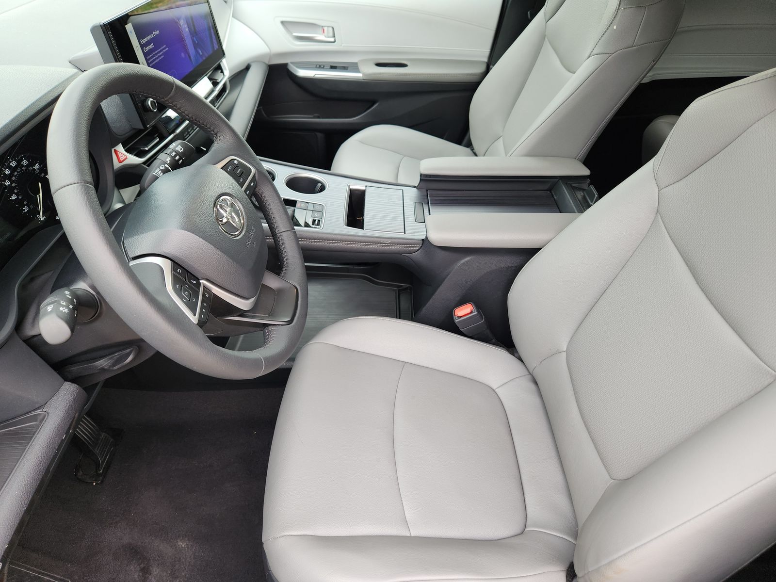 Used 2026 Blueprint Toyota XLE 7 Passenger image 20