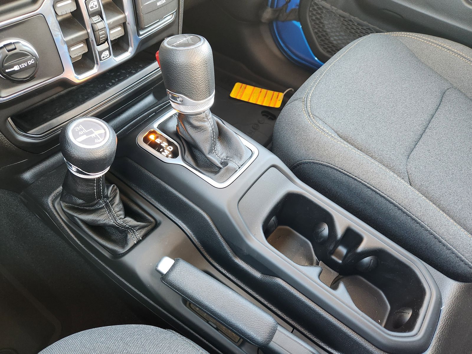 New 2026 Hydro Blue Pearlcoat Jeep SPORT 4X4 image 27