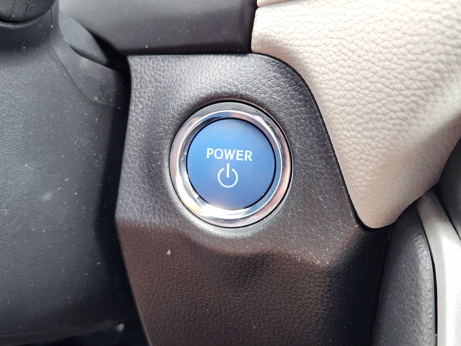 Used 2021 Silver Sky Metallic Midnight Black Metallic Toyota XLE image 29