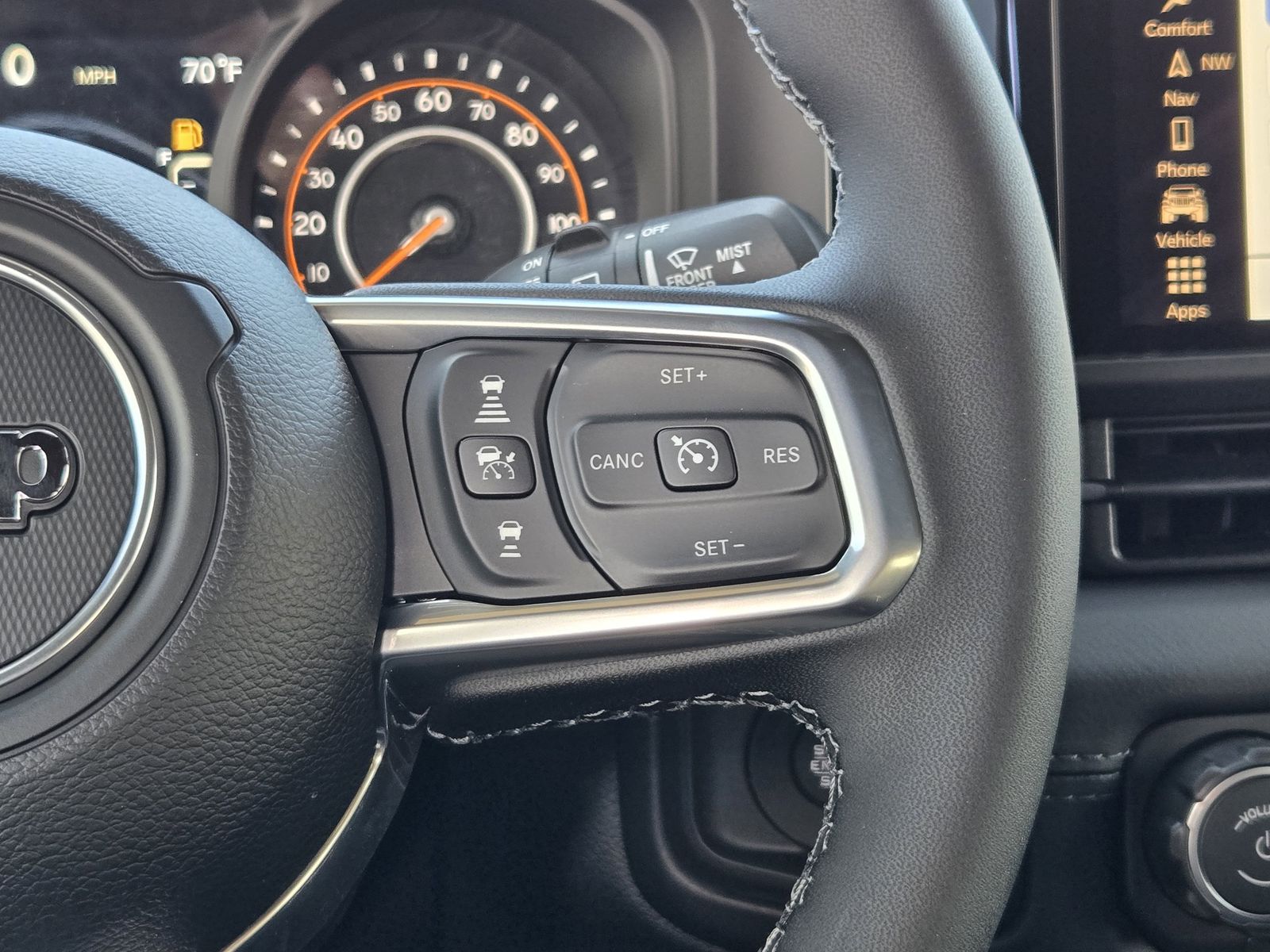 New 2026 Granite Crystal Jeep 4-DOOR SAHARA image 29