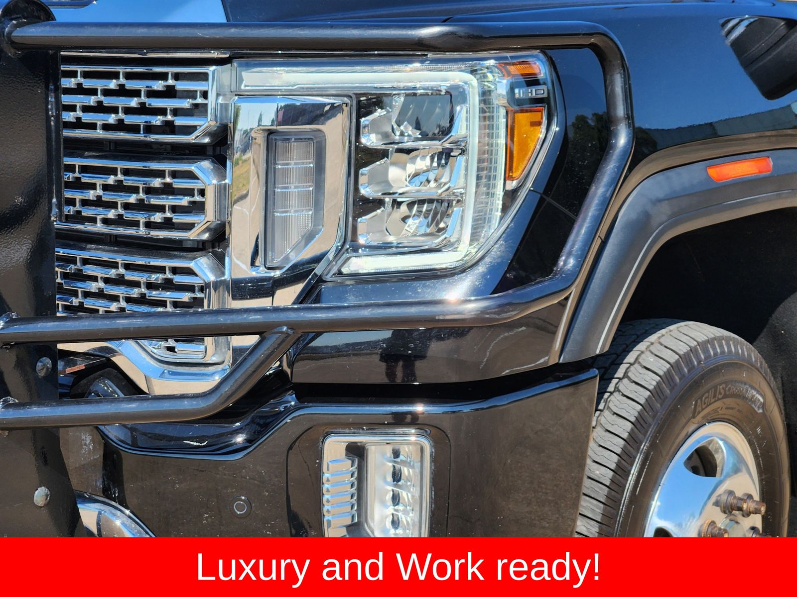 Used 2022 Onyx Black GMC Denali image 10