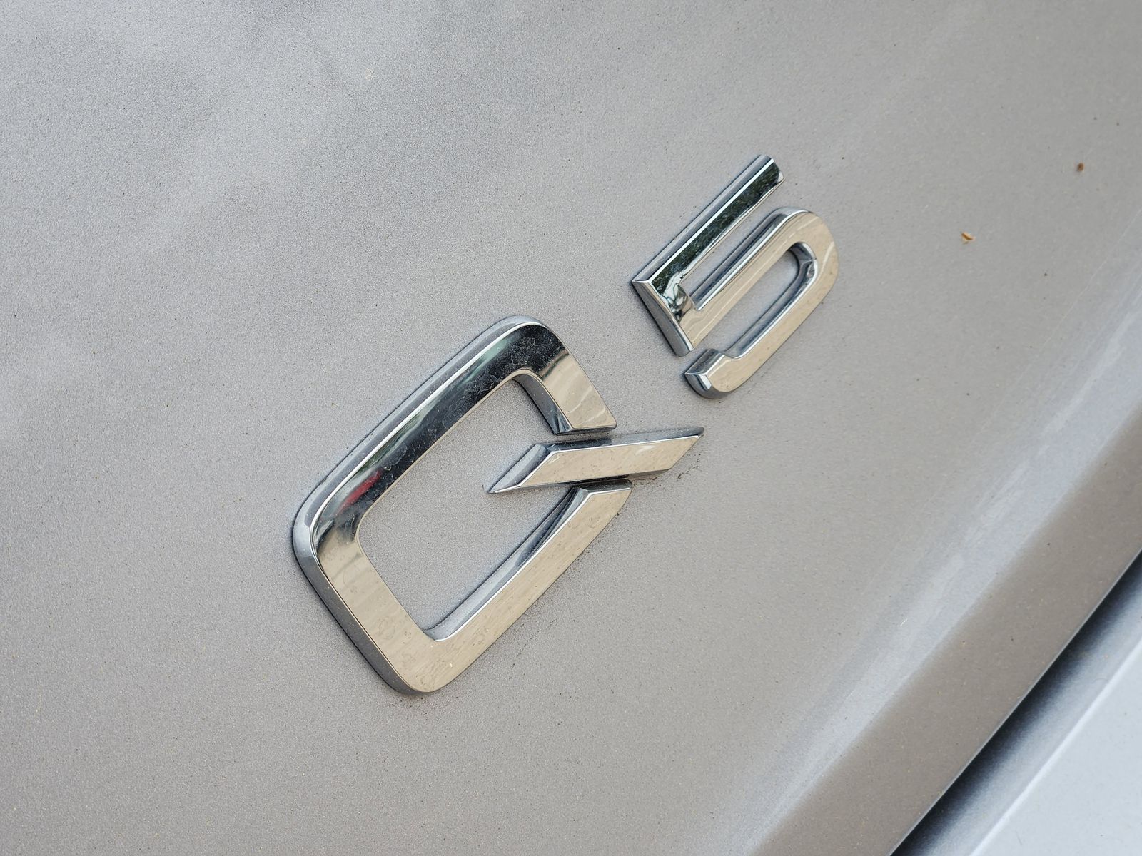 Used 2023 Florett Silver Audi 45 S line Premium image 15