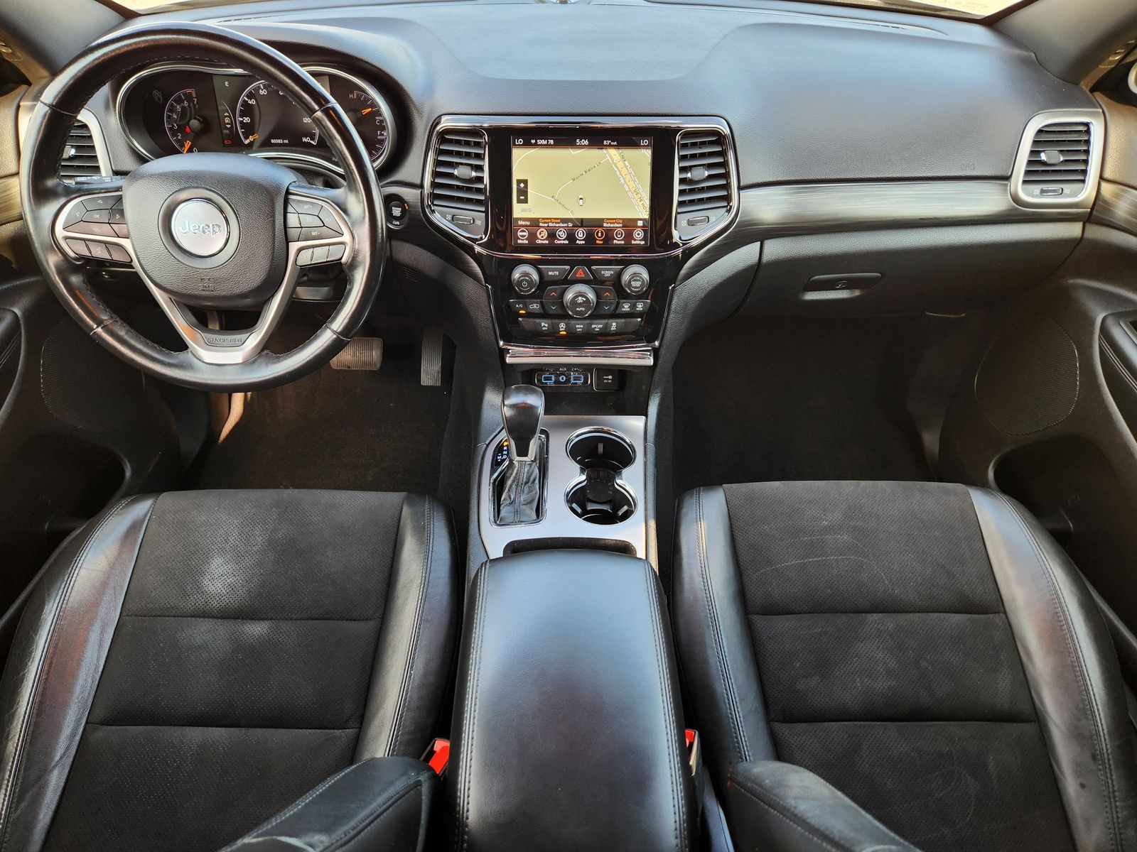 Used 2020 Sting-Gray Clearcoat Jeep Laredo image 35