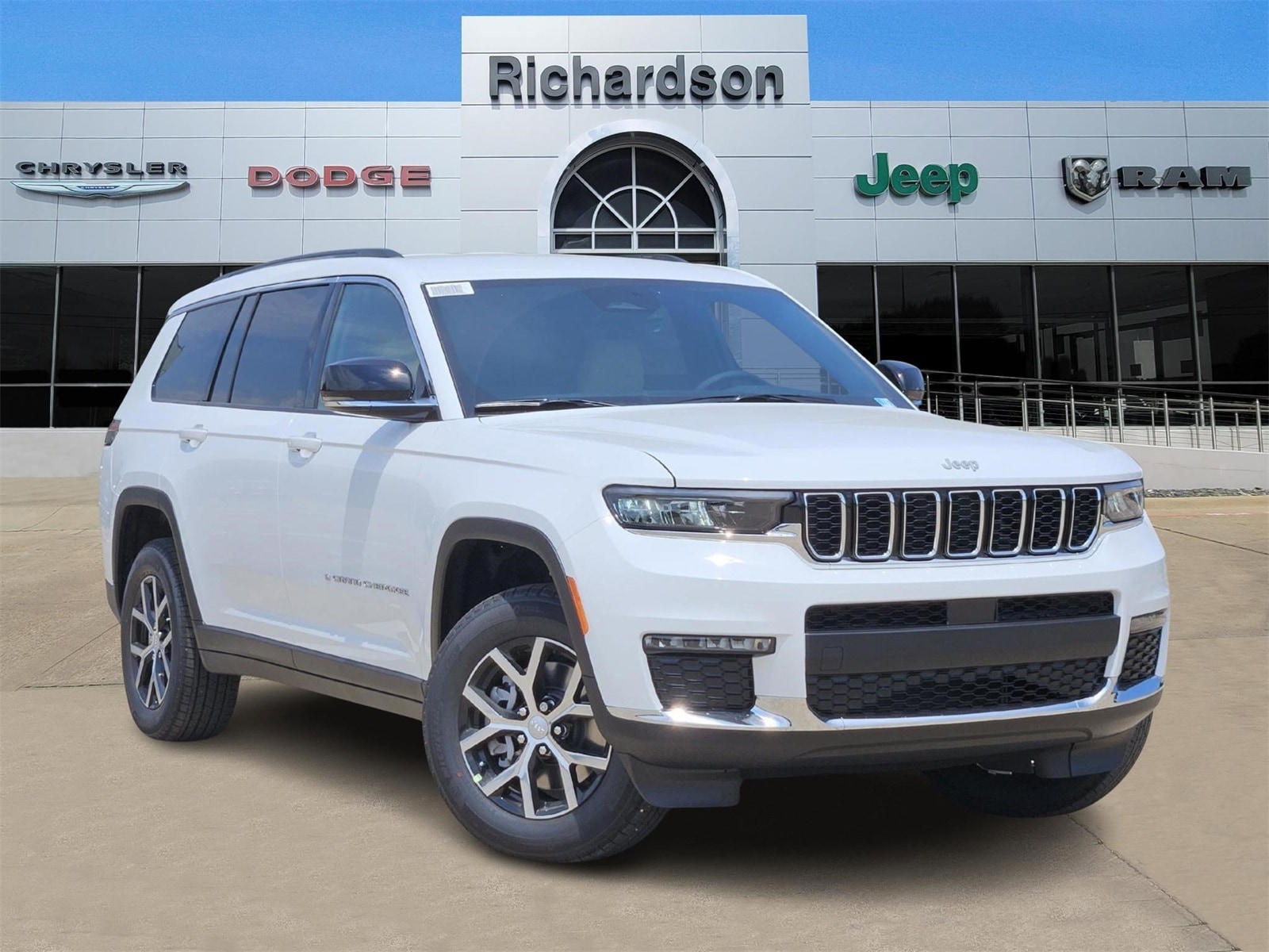 2025 Jeep Grand Cherokee L Limited's photo
