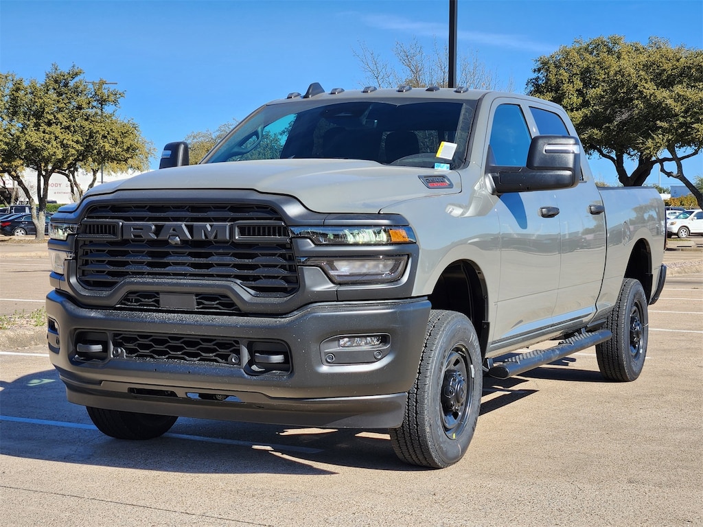 New 2026 Ram 2500 TRADESMAN CREW CAB 4X4 6'4 BOX Pickup