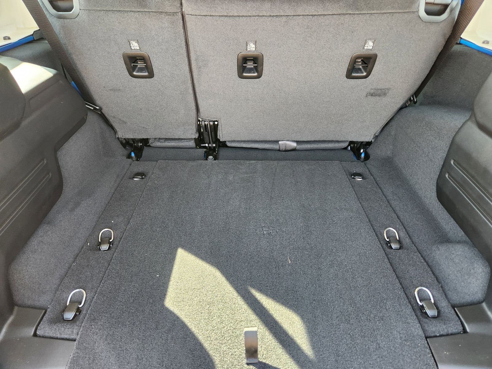 New 2026 Hydro Blue Pearlcoat Jeep 4-DOOR SPORT image 41