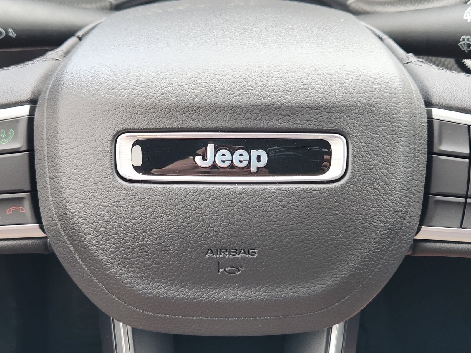 New 2026 Red Hot Pearlcoat Jeep LATITUDE ALTITUDE 4X4 image 36