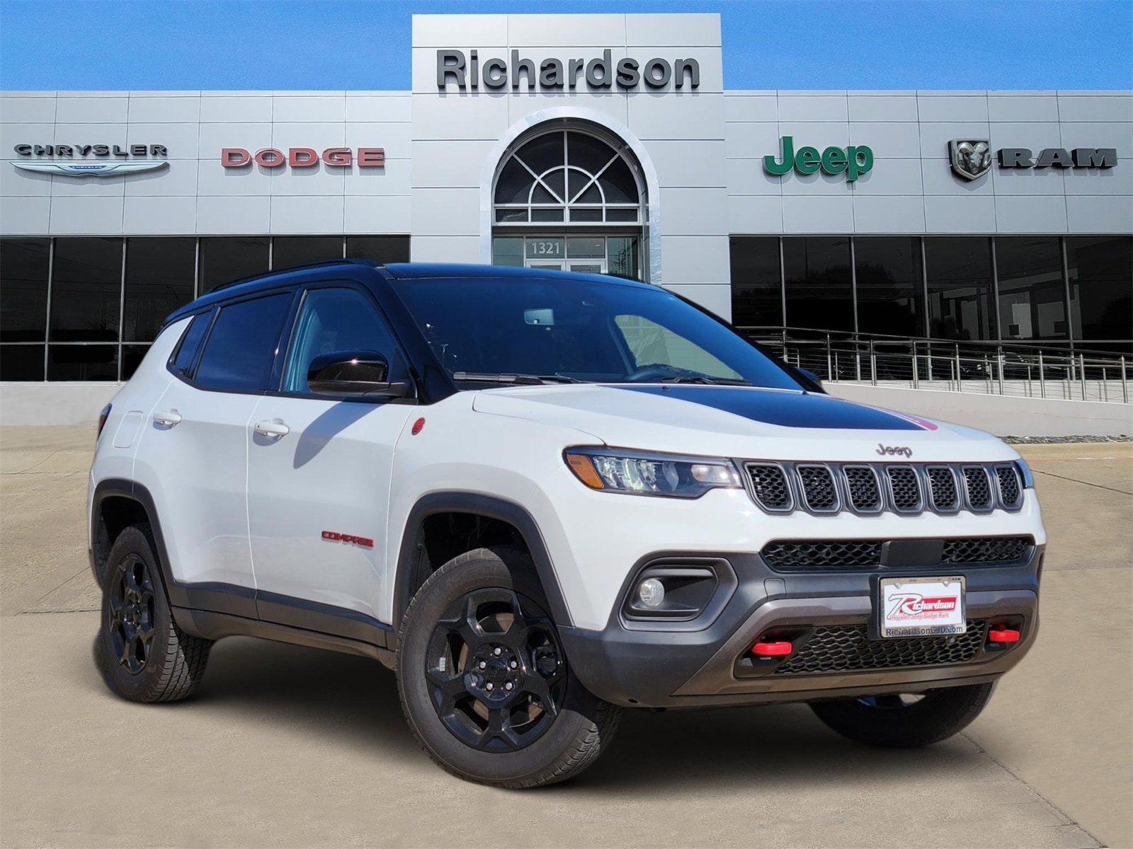 2023 Jeep Compass Trailhawk's photo