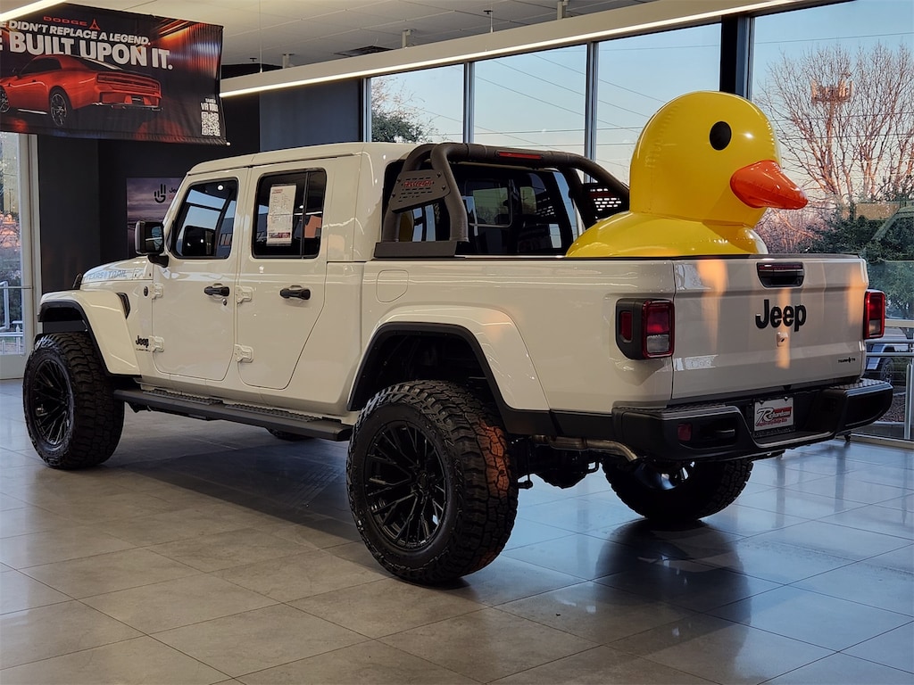 New 2026 Jeep Gladiator TEXAS TRAIL 4X4 Pickup