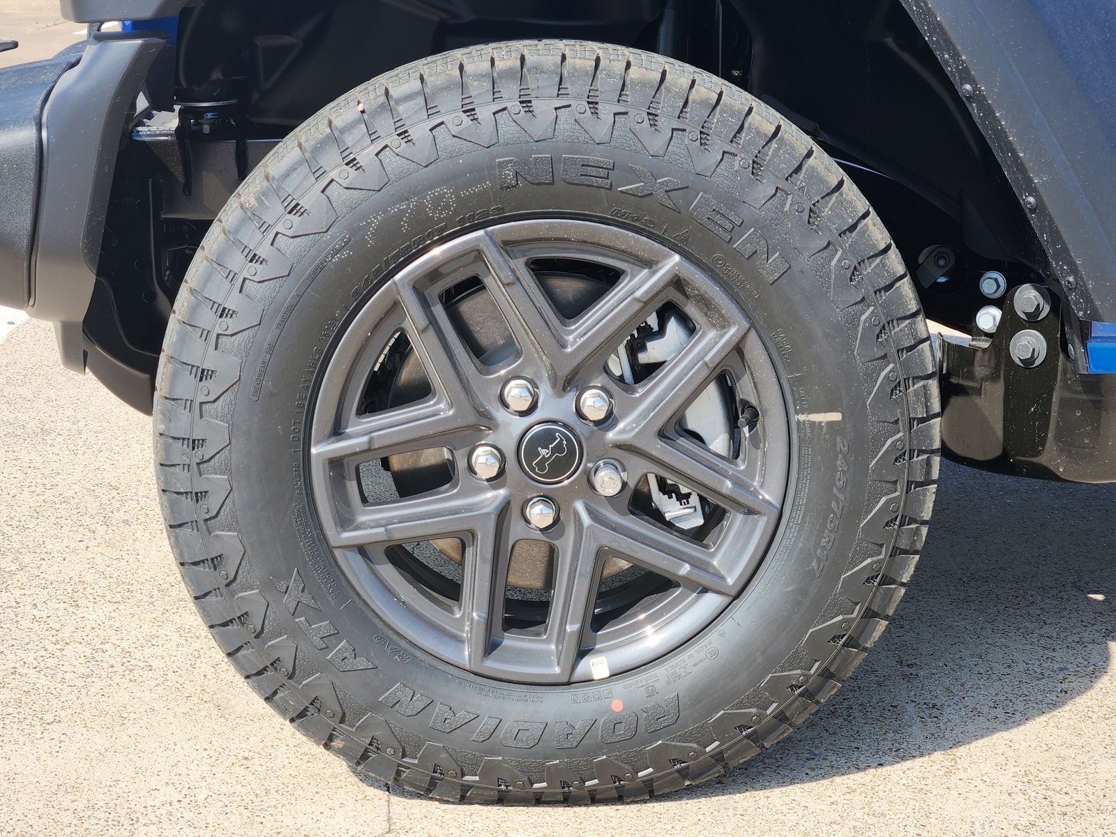 New 2026 Hydro Blue Pearlcoat Jeep 4-DOOR SPORT S image 19