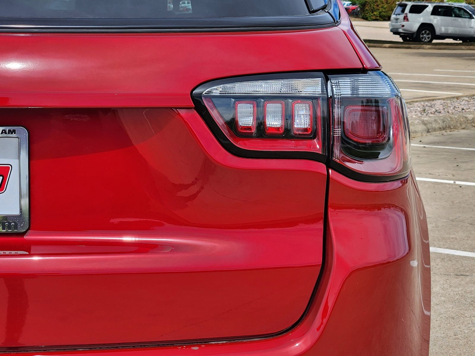 New 2026 Red Hot Pearlcoat Jeep LATITUDE ALTITUDE 4X4 image 16