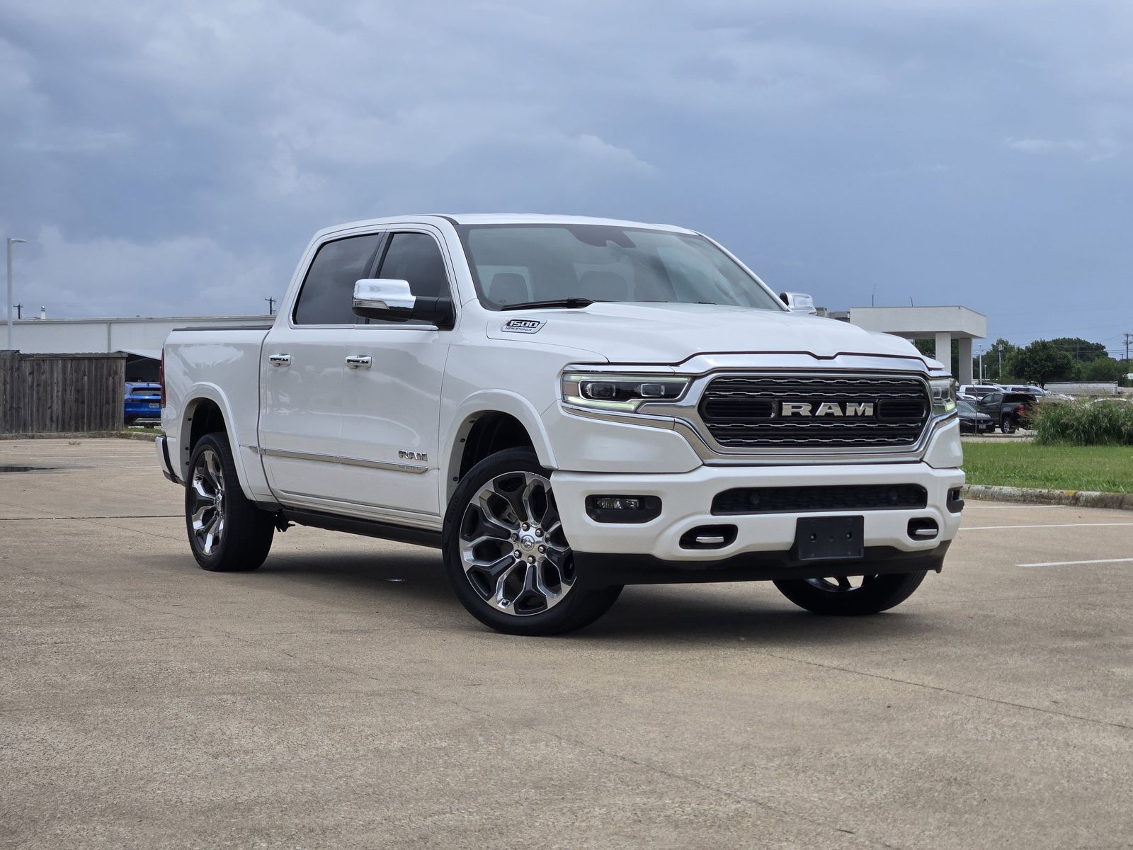 2022 RAM 1500 Limited Crew Cab 5'7's photo