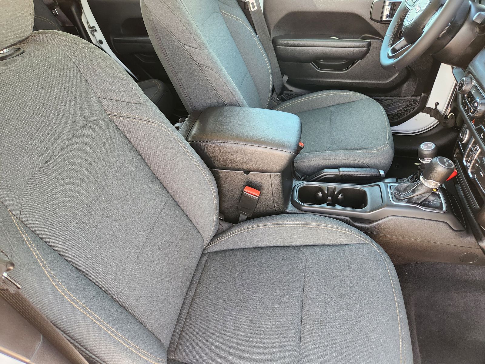 Used 2025 Bright White Jeep Sport image 22