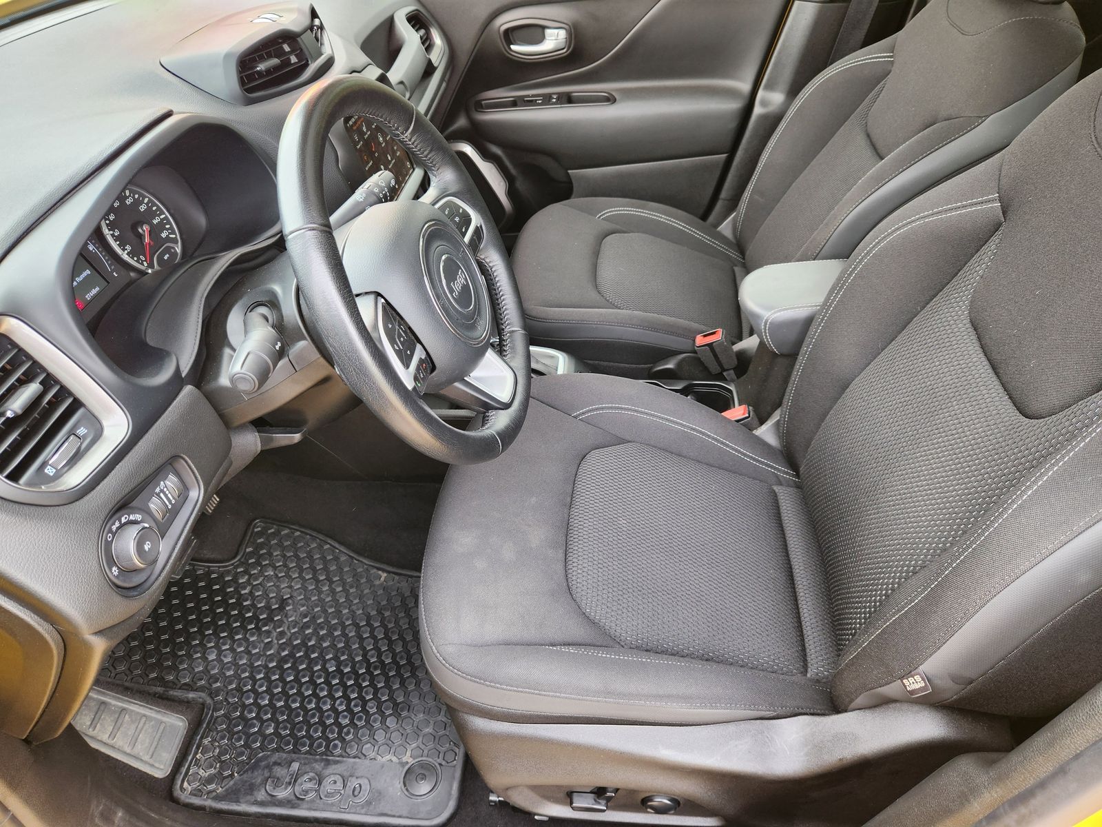 Used 2023 Solar Yellow Jeep Latitude image 21