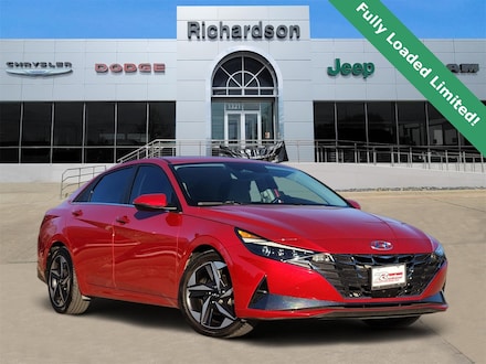 2022 Hyundai Elantra Limited Sedan