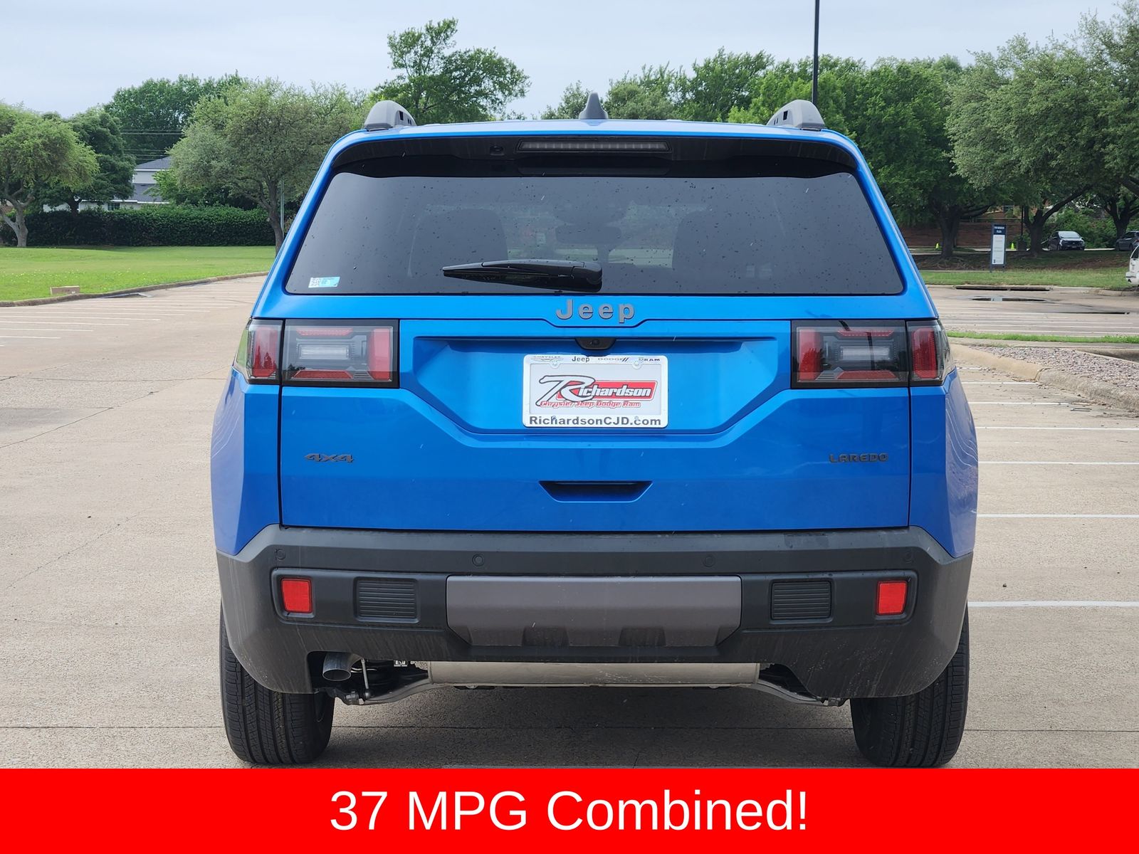 New 2026 Hydro Blue Pearlcoat Jeep LAREDO 4X4 image 5