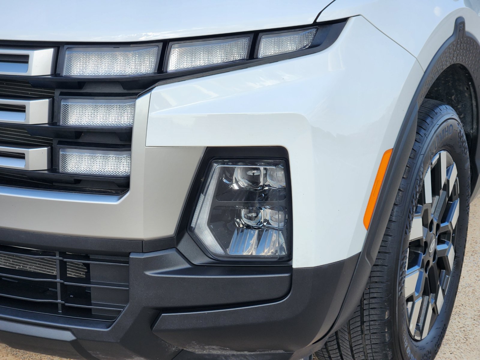 Used 2025 Atlas White Hyundai SE image 11