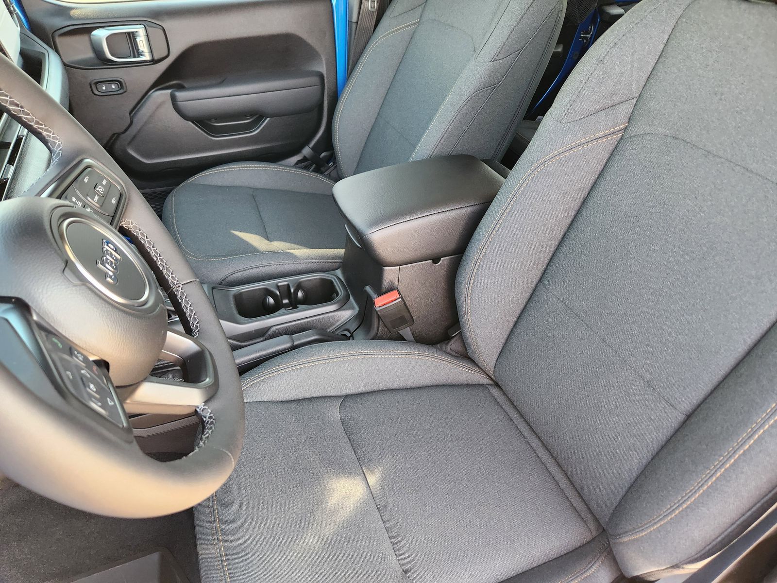 New 2026 Hydro Blue Pearlcoat Jeep 4-DOOR SPORT S image 21