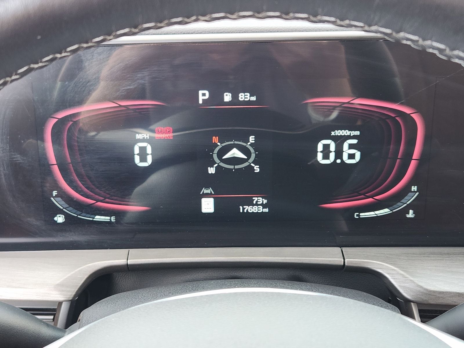 Used 2025 Glacial White Pearl Kia EX image 24