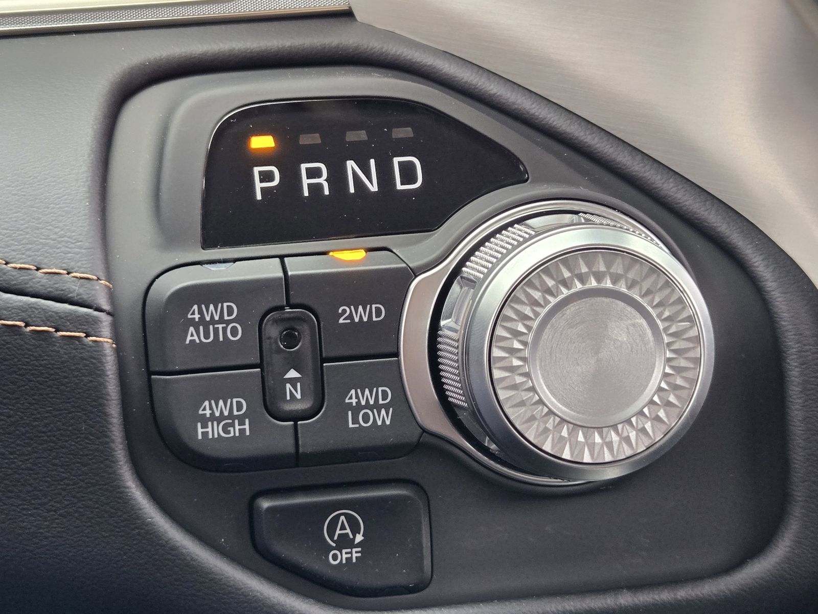 New 2026 Diamond Black Crystal Pearlcoat Ram TUNGSTEN CREW CAB 4X4 image 21