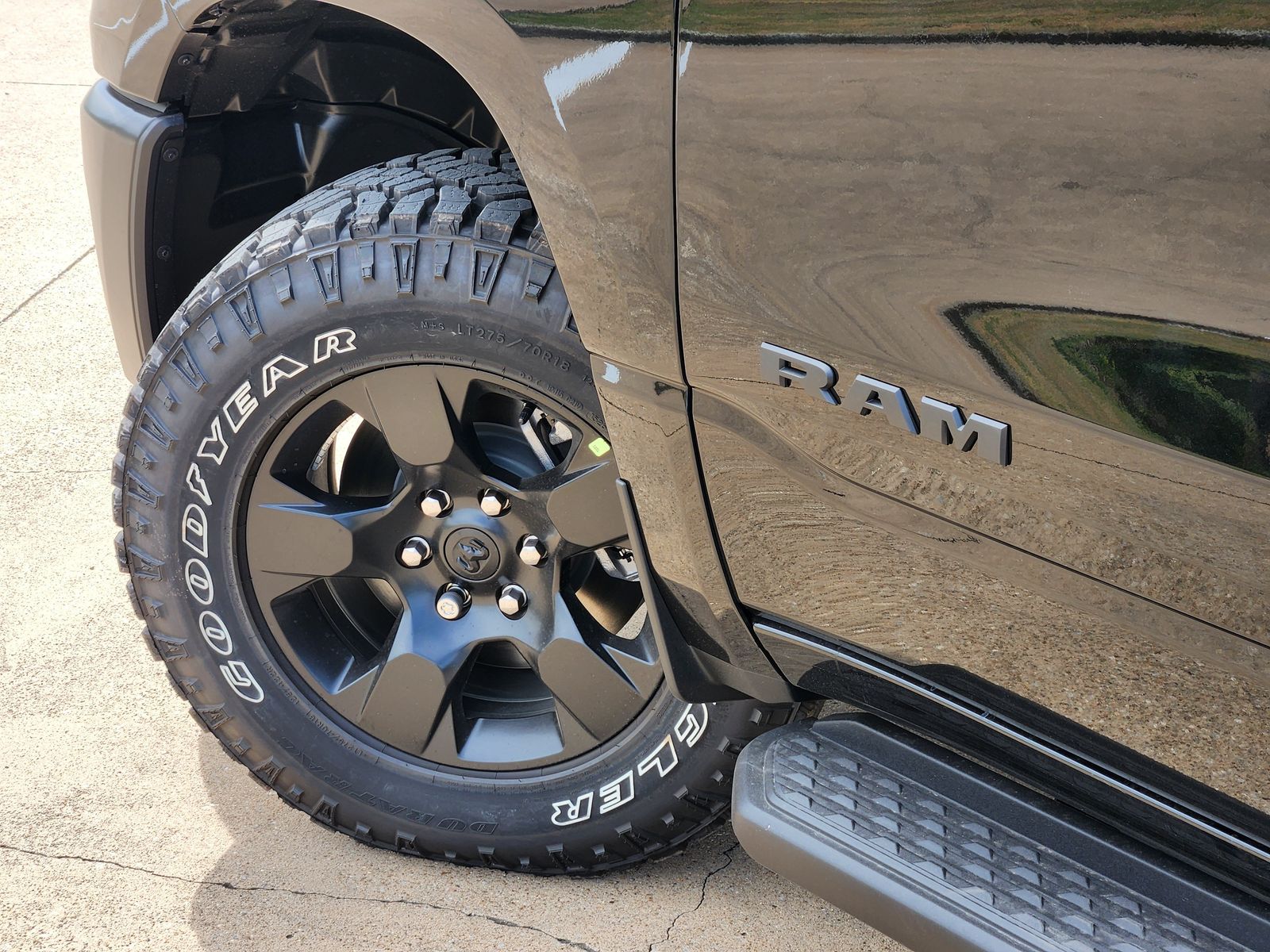 New 2026 Diamond Black Crystal Pearlcoat Ram WARLOCK CREW CAB 4X4 5