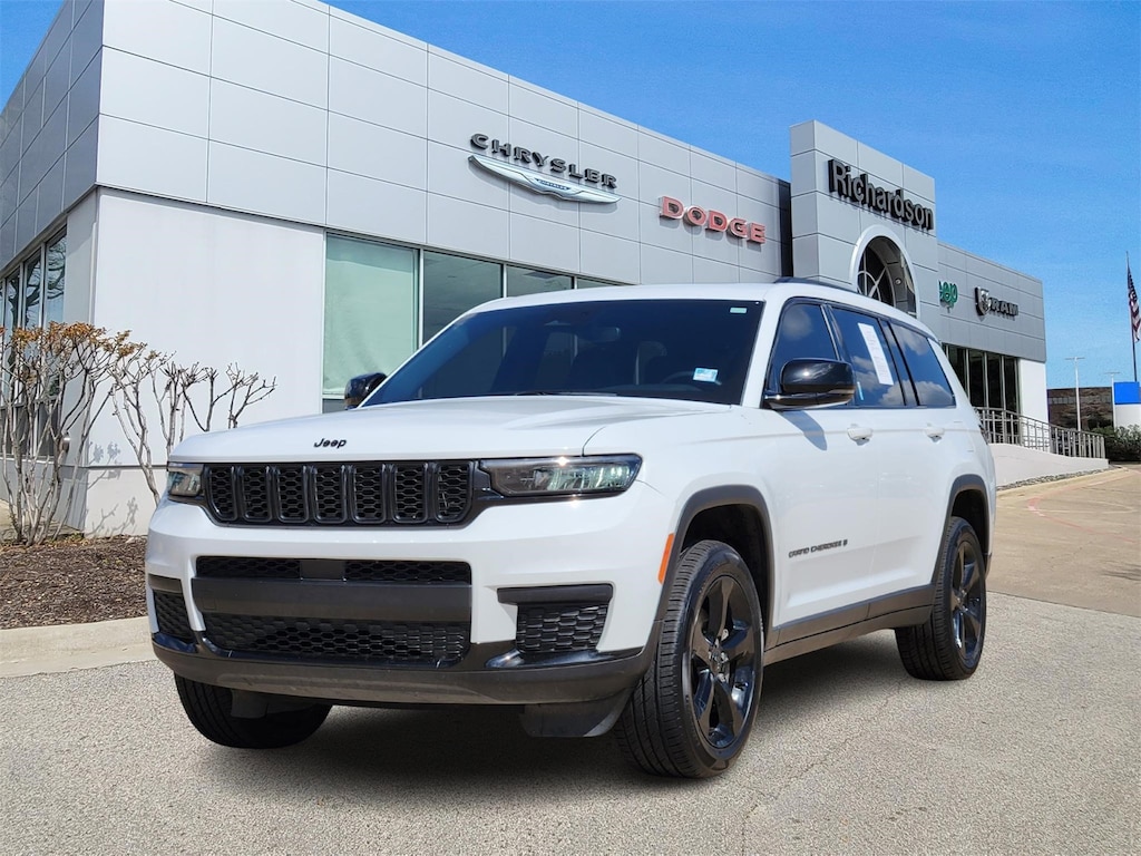 Used 2024 Jeep Grand Cherokee L Laredo SUV