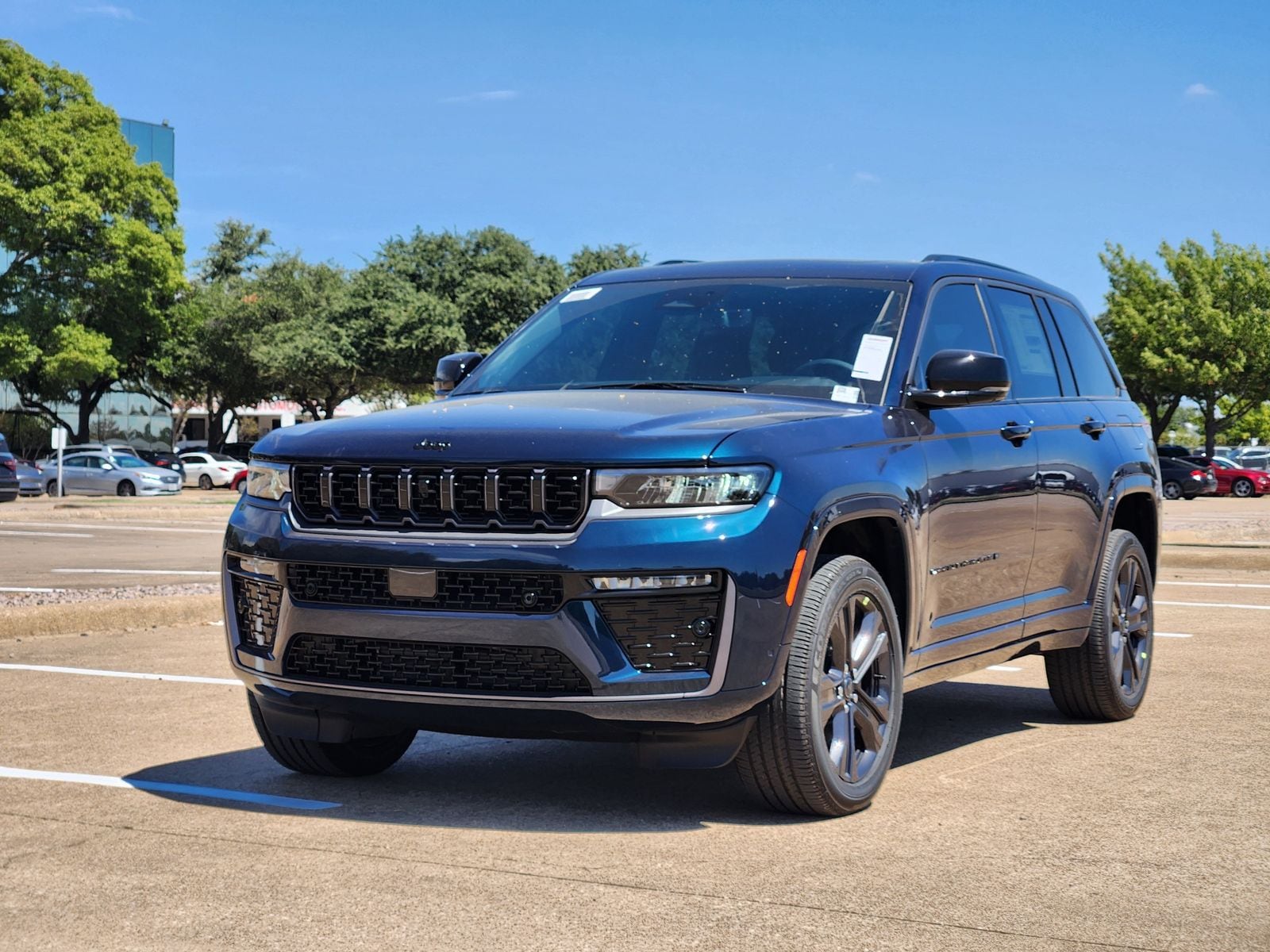 New 2027 Fathom Blue Pearlcoat Jeep Limited Reserve image 2